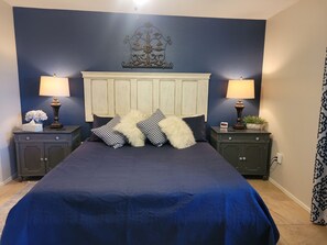 2 bedrooms, desk, iron/ironing board, free WiFi