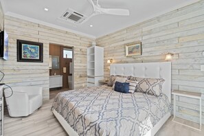 5 bedrooms, iron/ironing board, travel crib, free WiFi
