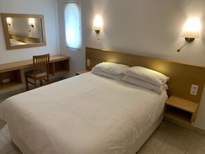 3 slaapkamers, een kluis op de kamer, een strijkplank/strijkijzer