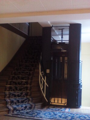 Interior - Studio, face sea, in residence of style "belle époque" on the breakwater of Wimereux (Wimereux)