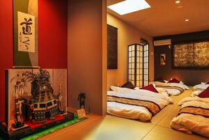 Family House, Multiple Beds, Non Smoking, Kitchen | Premium bedding, down comforters, desk, iron/ironing board