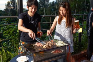 BBQ/picnic area - The Pool Resort Villa ICHIGOICHIE (Onna)