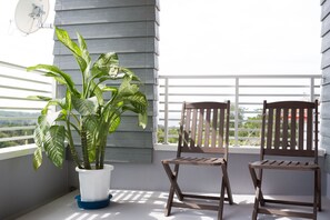 Balcony - The Pool Resort Villa ICHIGOICHIE (Onna)