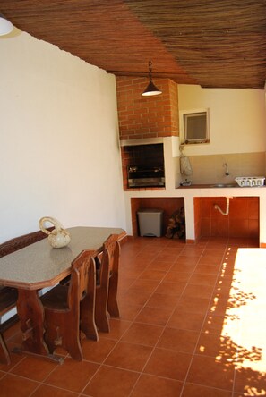 Dining - Casas da Costa - Casa Laranja (Costa de Caparica)