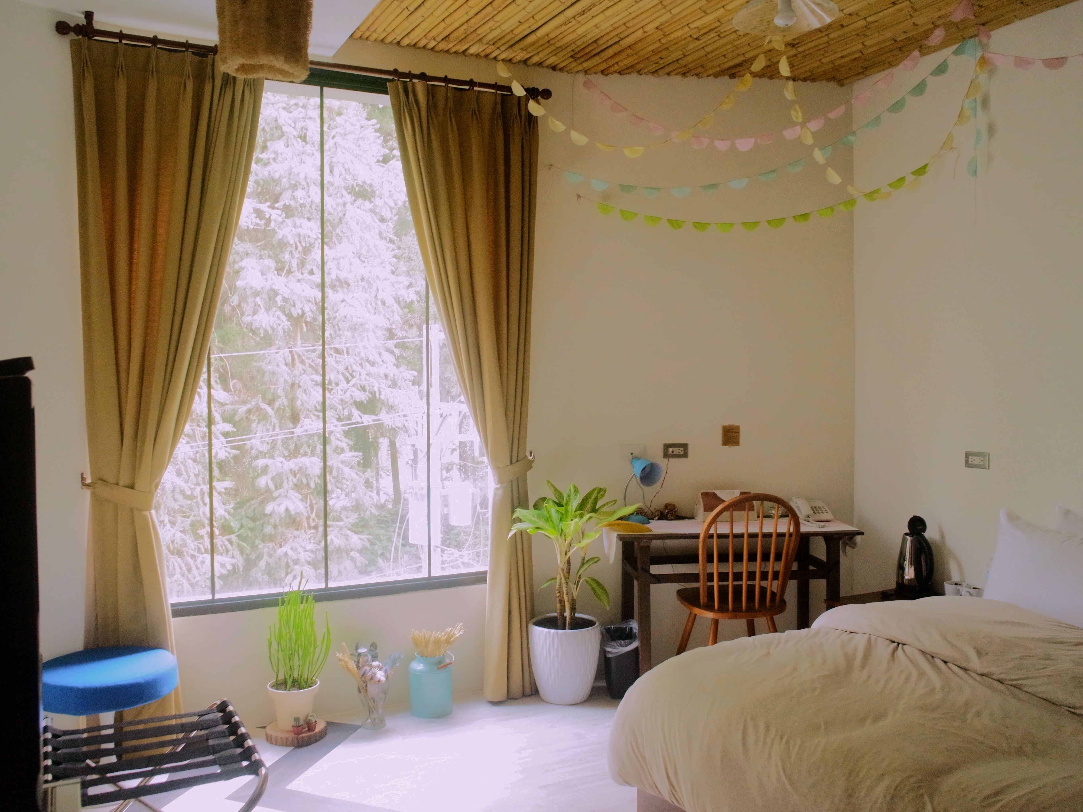 Basic Double Room, Mountain View (Room Jul.1) | Individually decorated, individually furnished, desk, blackout curtains