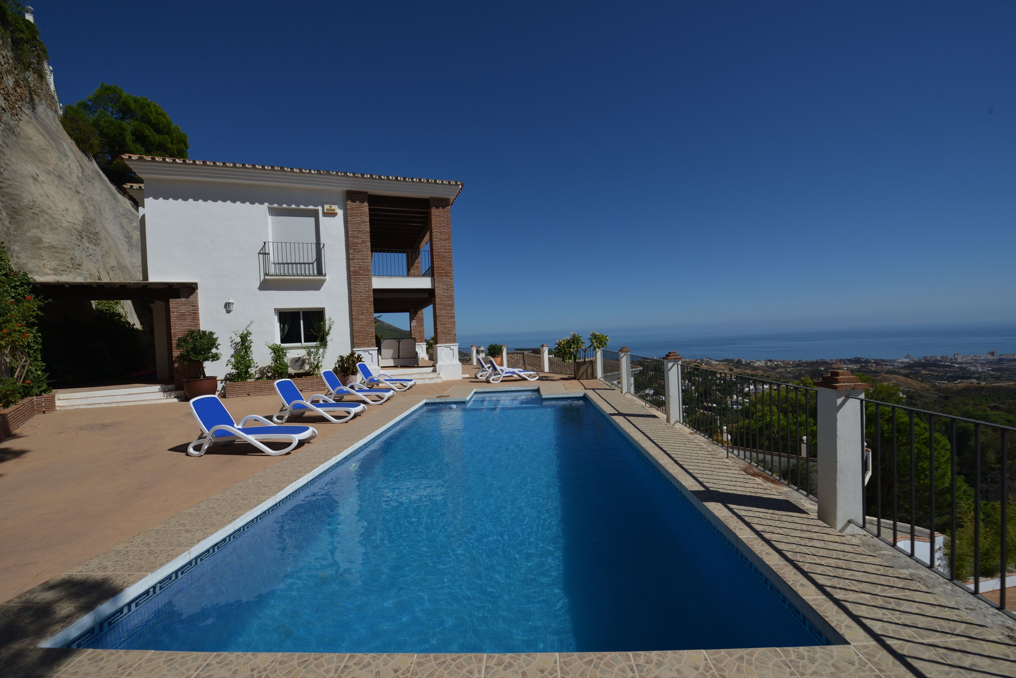 Piscina all'aperto