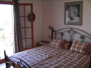 3 Schlafzimmer, Zimmersafe, Bügeleisen/Bügelbrett, Reisekinderbett