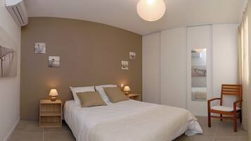 3 chambres, fer et planche Ă repasser, lit parapluie, Wi-Fi