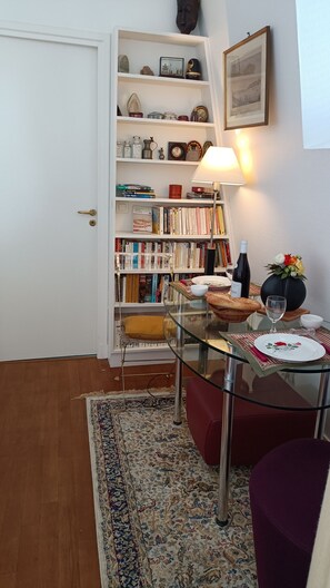 Interior - CENTRE VILLE St GERMAIN PRES historic center close to river comfort calm bright (Paris)
