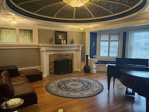 Interior - Historic mansion in the Scarritt Renaissance District (KCMO)