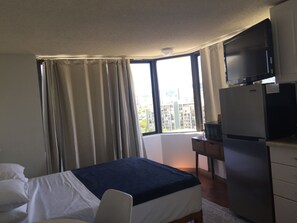 Iron/ironing board, free WiFi, bed sheets