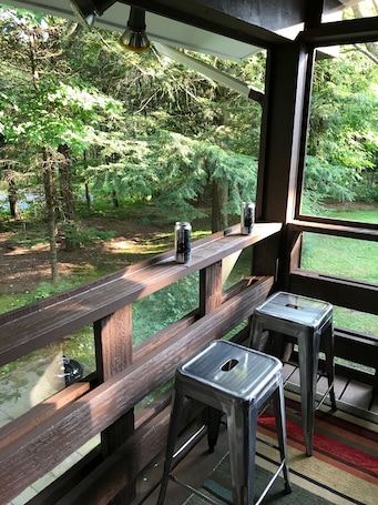 Terrace/patio. Ski-in Ski-out, Chic, Cozy & Fun, Great Location Stowe!