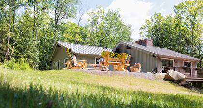 The Real Vermont All Seasons Get-Away Home - Part of Queche Lakes Country Club