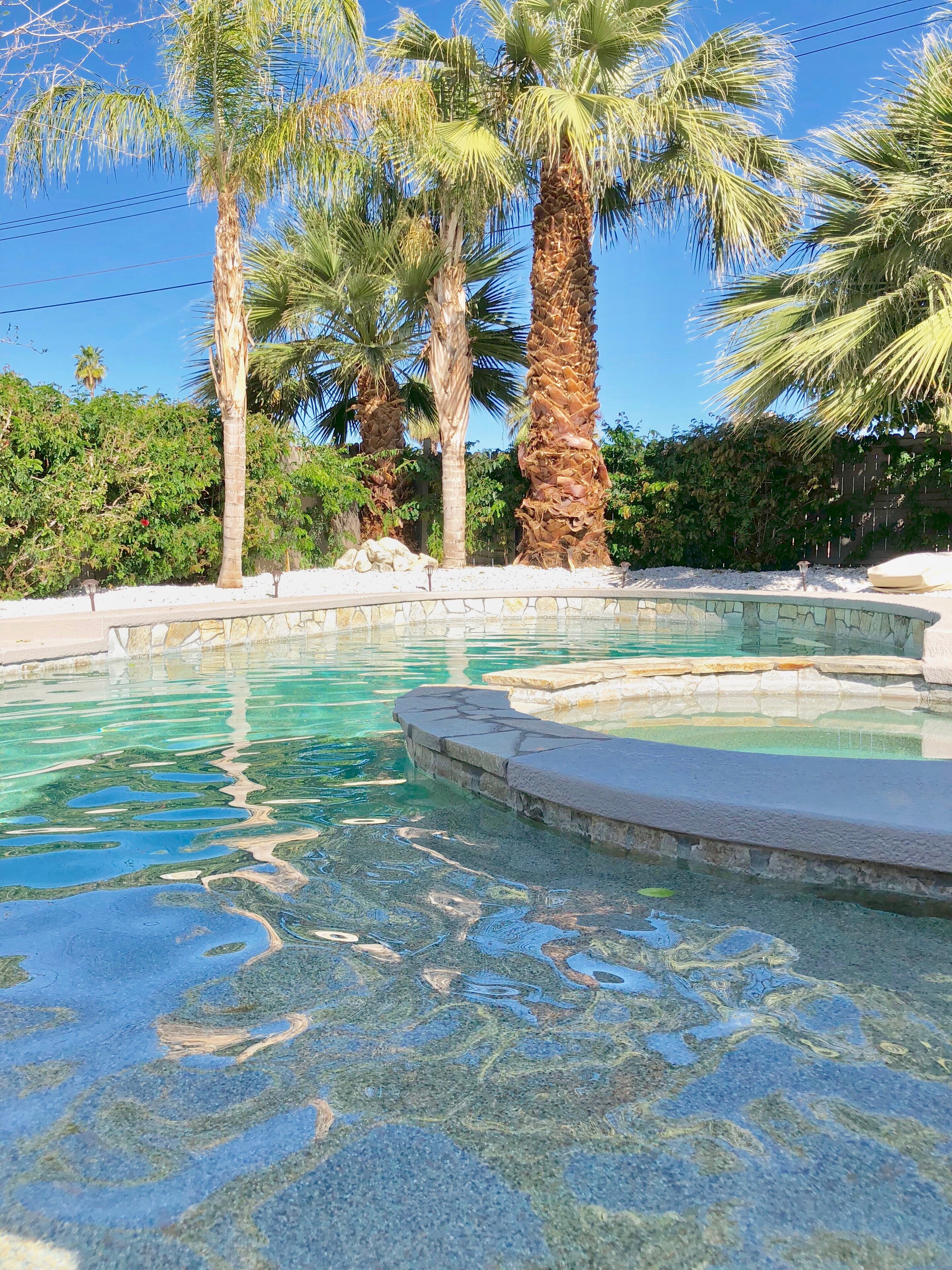 Ulkouima-allas, lämmitetty uima-allas