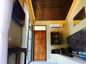 Living room - 2 Bedroom Pool Villa Kata Beach (Karon)