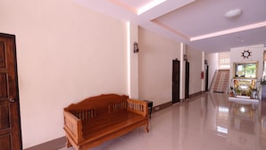 Kawasan tempat duduk lobi