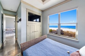 6 habitaciones, tabla de planchar con plancha y wifi gratis 