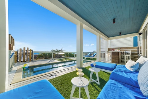 "Burnt Bottom" Private Beach Boardwalk + Pool