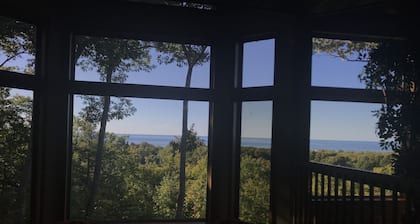 Modern condo in scenic Egg Harbor! Heart of Door County!