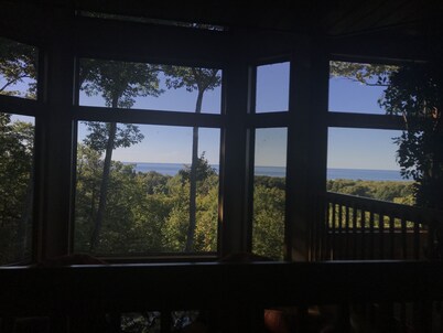 Modern condo in scenic Egg Harbor! Heart of Door County!