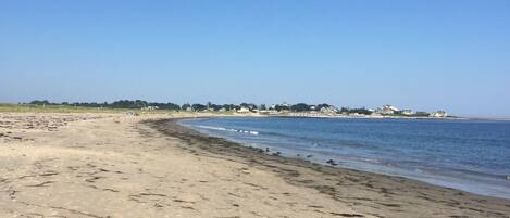 Sun loungers, beach towels