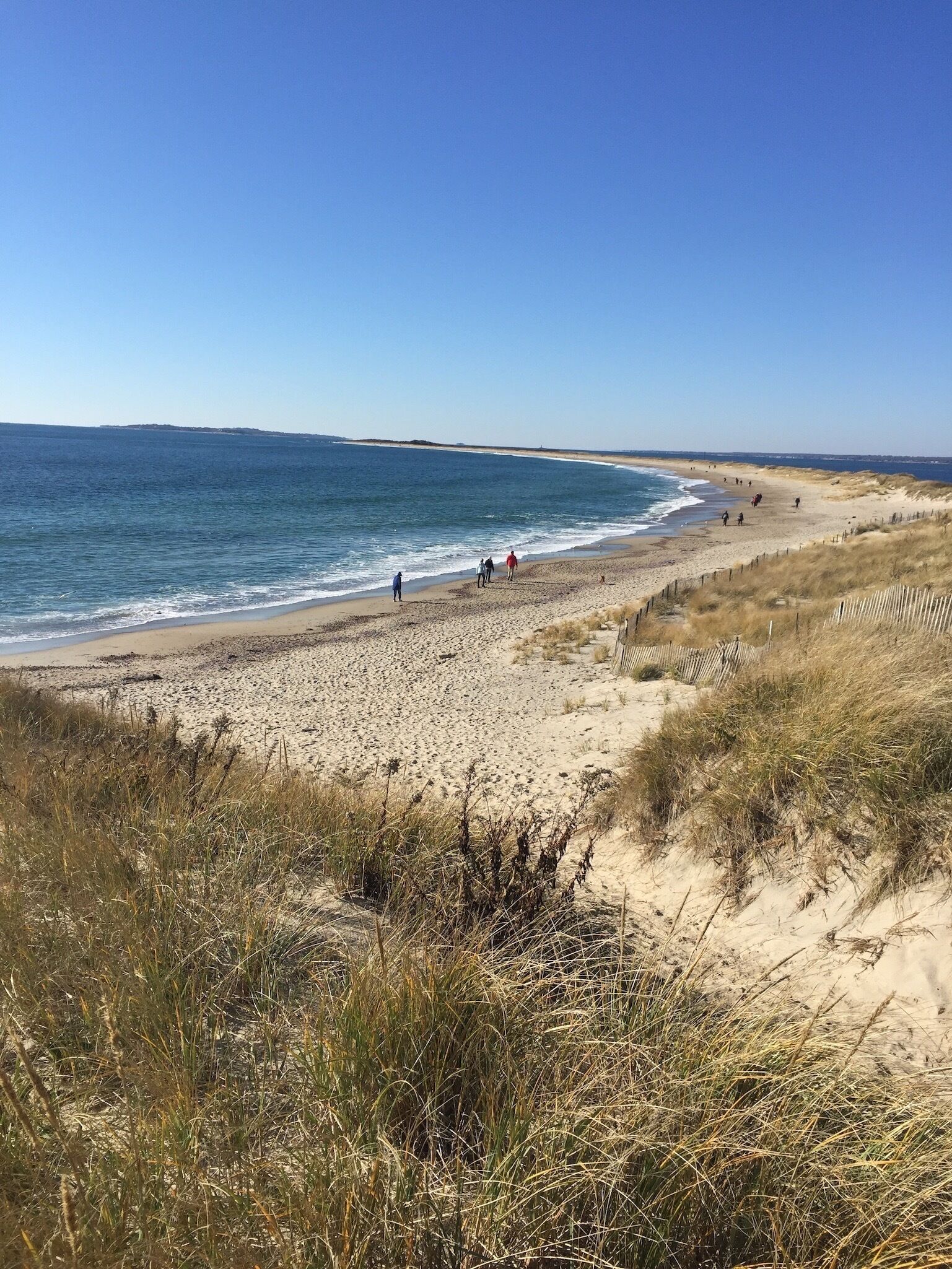 沙滩椅、沙滩毛巾