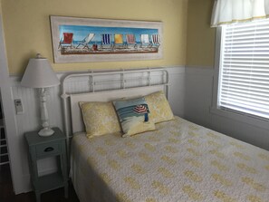 2 soverom, strykejern/-brett, wi-fi og sengetøy