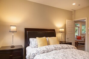 2 chambres, lit parapluie, Wi-Fi, draps fournis