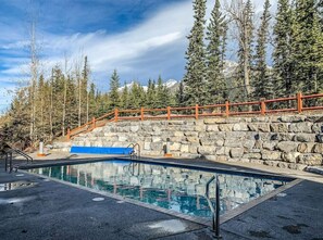 Beheizter Pool