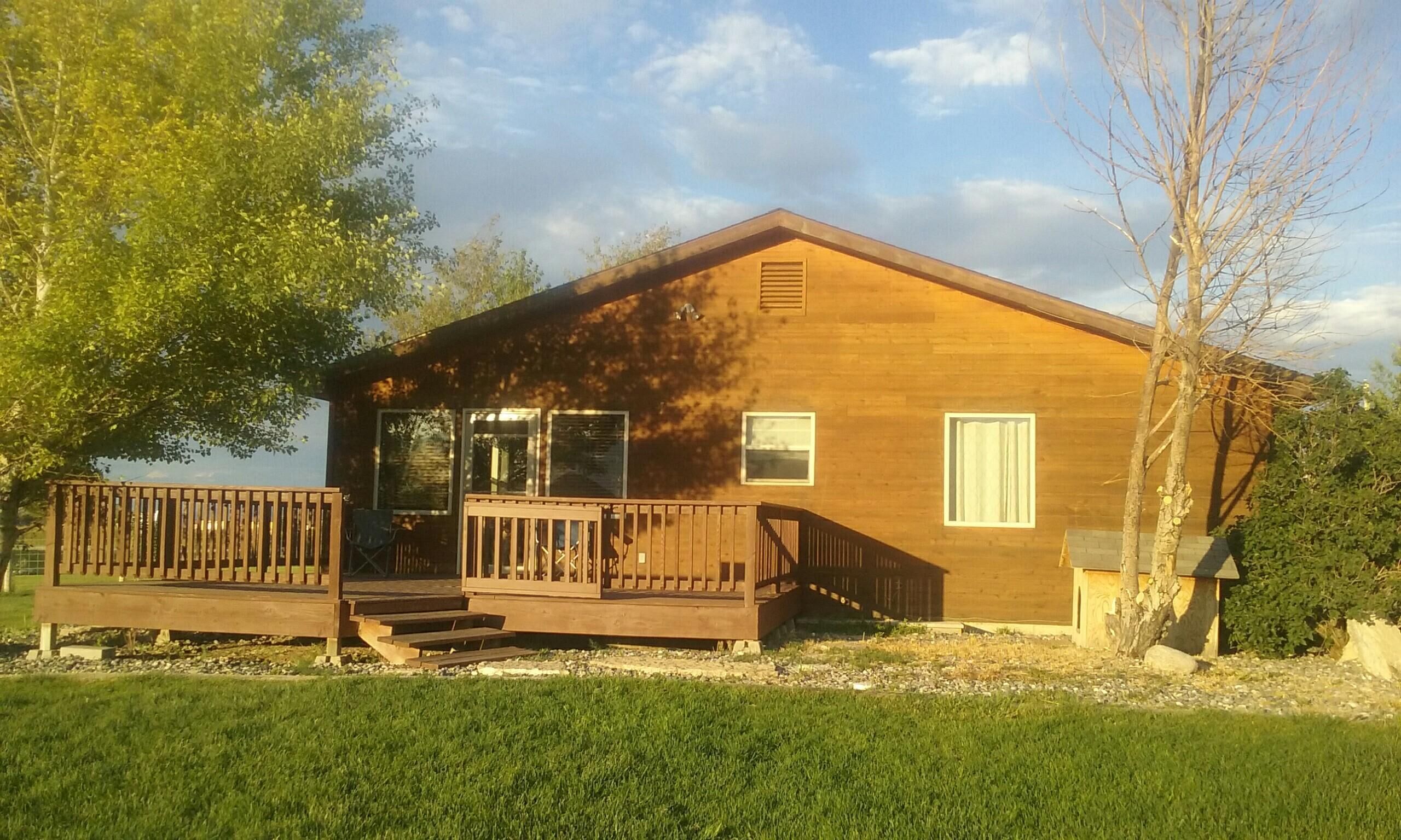 enjoy the wonderfull town of cody and yellowstone park!