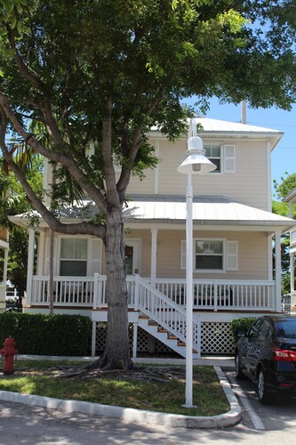 Tropical Key West out of the way 