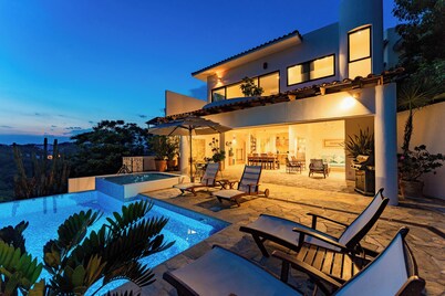 Ocean View Villa with Private Infinity Pool & Lush Gardens with Fruit Trees