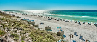 2 Master Bedrooms, Large Upper Deck Kitchen, 4 Bikes Included Pet Friendly