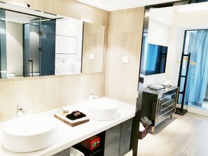 Elegant Lady's Double Room | Bathroom sink - XY Hotel Xi’an Bell Tower (Xi'an)
