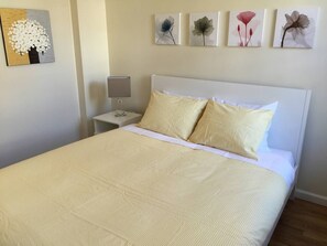 4 間睡房、熨斗/熨衫板、可攜式嬰兒床、免費 Wi-Fi