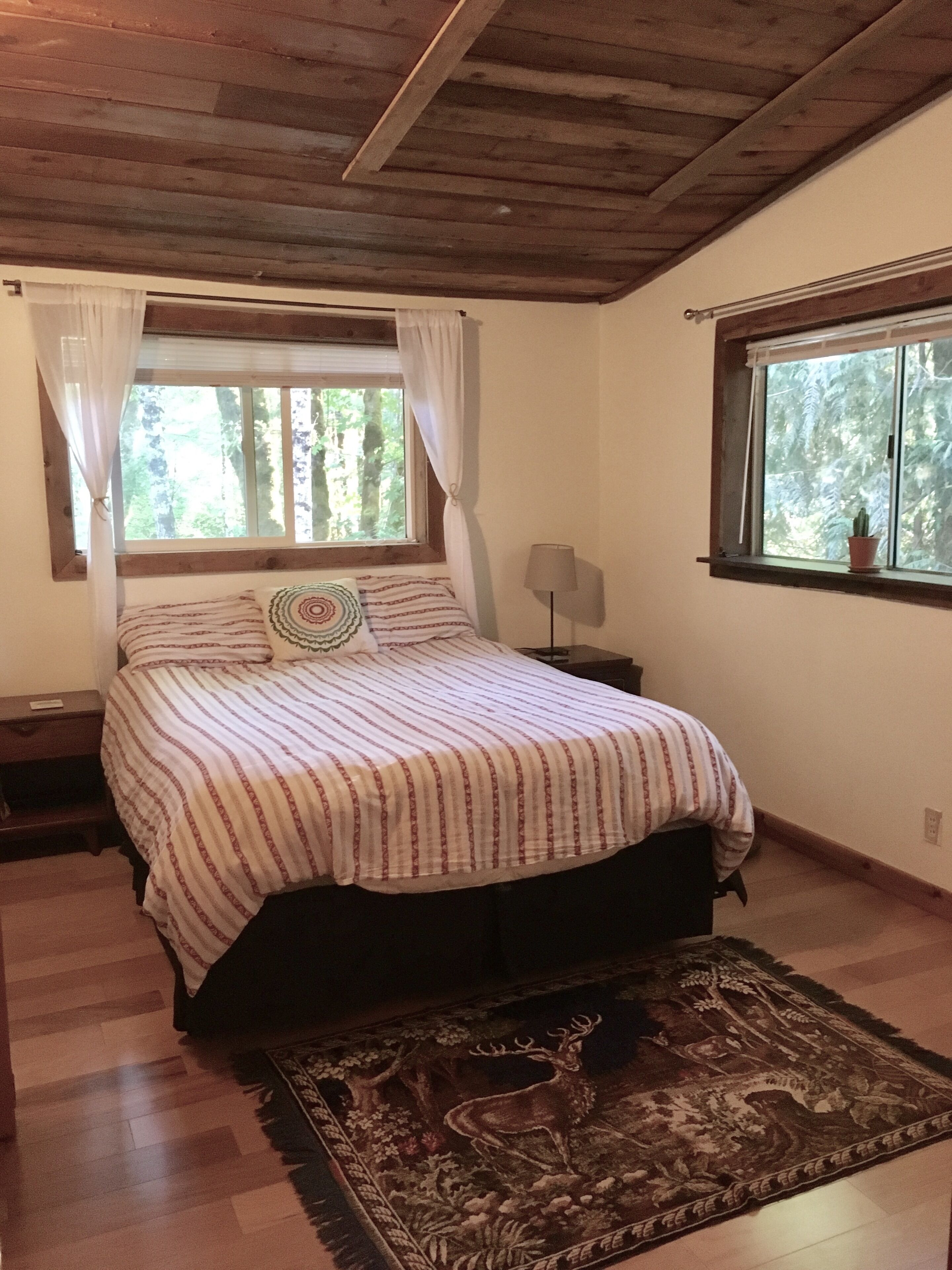 2 bedrooms, iron/ironing board, travel crib, WiFi