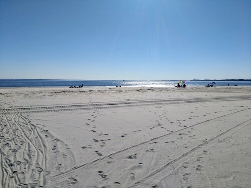 Updated Villa. Close To Beach, Salty Dog. And South Beach Marina