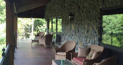 The Lodge in Sugar Hollow