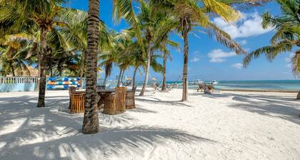 Sunset Beach "A6" - Remodeled, Veranda Off Master, Kayaks, Bikes & More 🏖