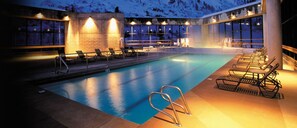 Innenpool, Außenpool
