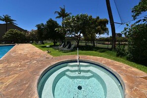 A heated pool - KRL G102 Remodeled 2BD Condo on Kaanapali Golf (Lahaina)