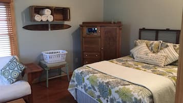 1 chambre, lit parapluie, Wi-Fi gratuit, draps fournis