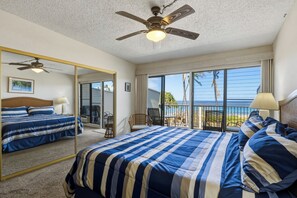2 bedrooms, iron/ironing board, free WiFi, bed sheets - Oceanfront Oasis: Stunning Townhouse Steps from Kamaole Beach II
 (Kihei)