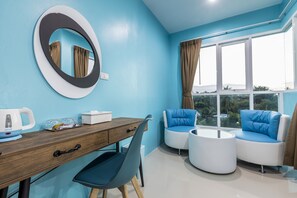 Flat-screen TV - Hotel Surf Blue Kata (Karon)