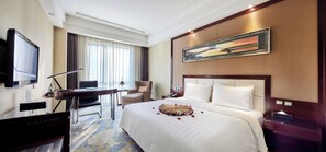 ห้องดีลักซ์, เตียงควีนไซส์ 1 เตียง | เครื่องนอนระดับพรีเมียม, มินิบาร์, โต๊ะทำงาน, ผ้าม่านกันแสง