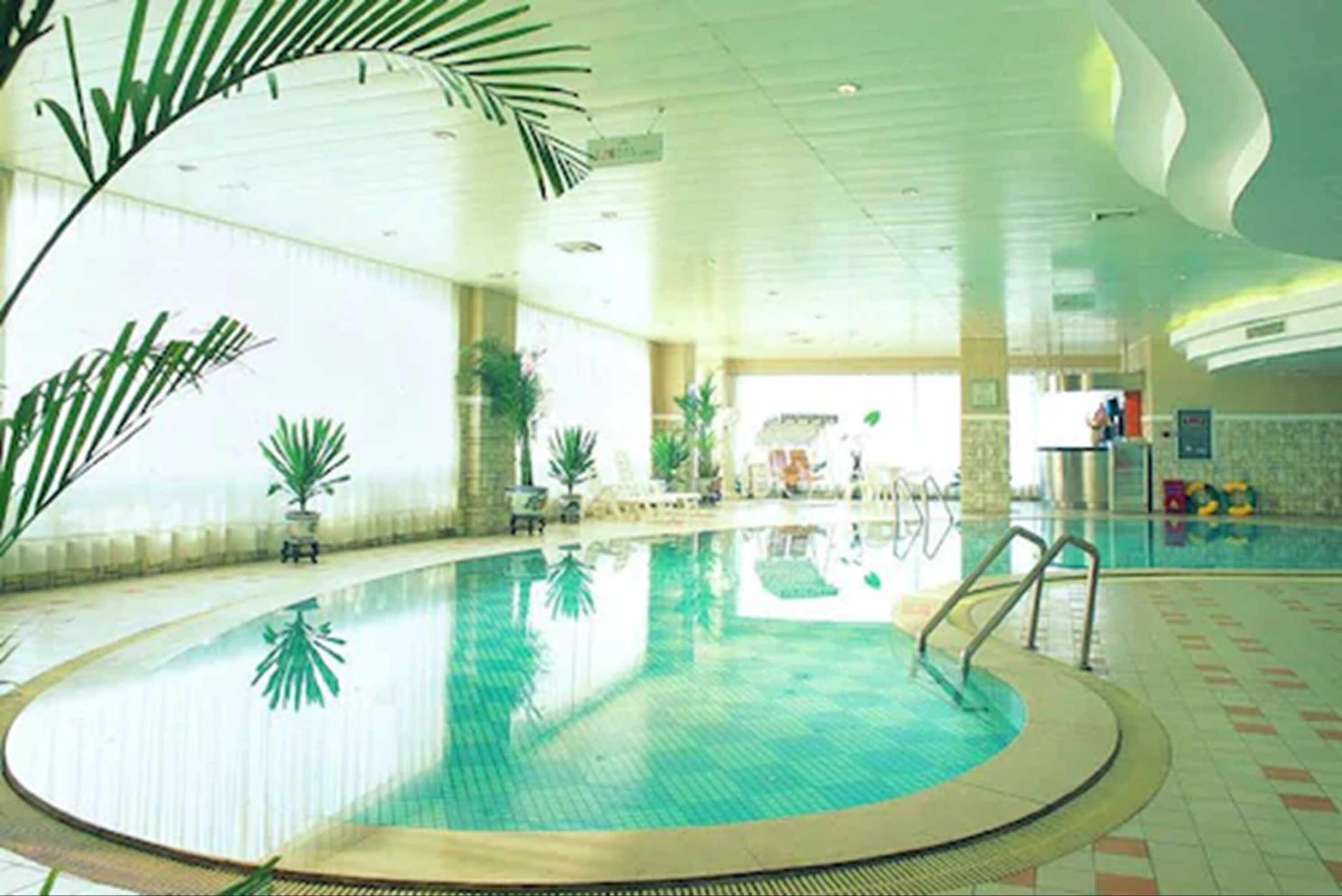 Una piscina techada