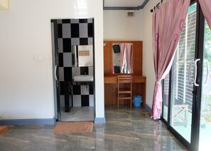 Desk, blackout curtains, soundproofing, free WiFi