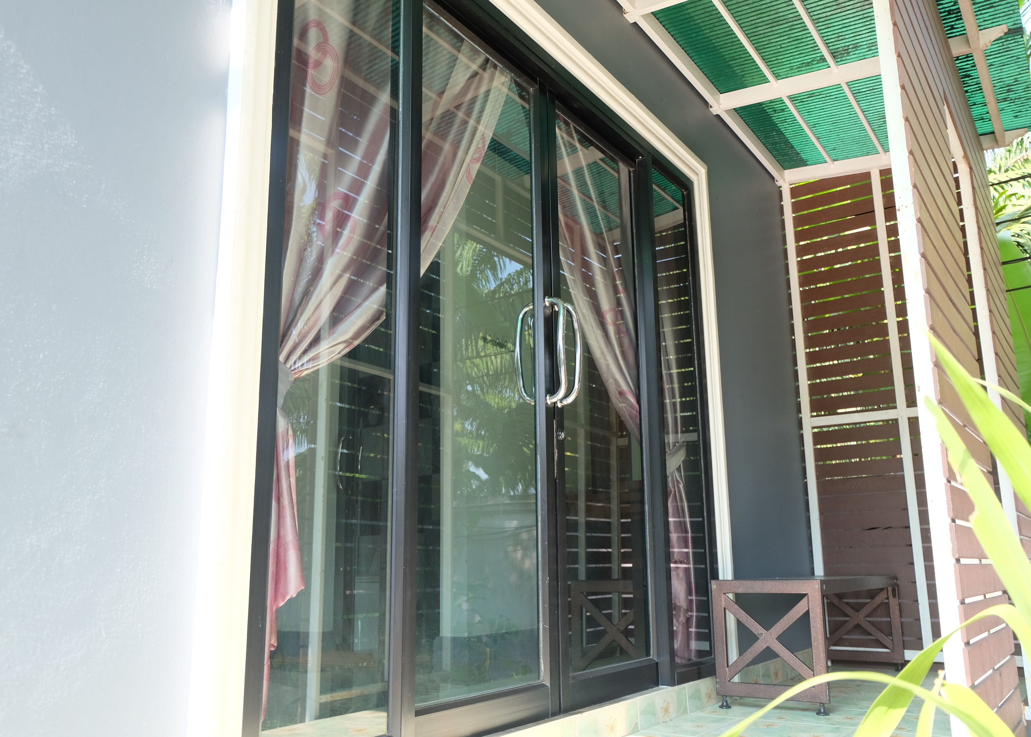 villa | 1 bedroom, desk, blackout curtains, soundproofing