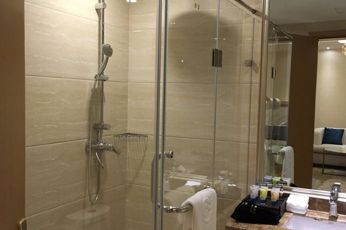 minibar, desk, blackout curtains, free wifi