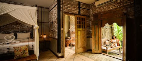 Pandan Room | Desk, iron/ironing board, free WiFi, bed sheets
